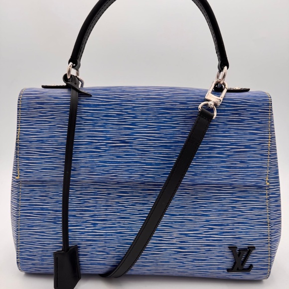 LOUIS VUIITTON Epi Leather Cluny - Picture 1 of 15